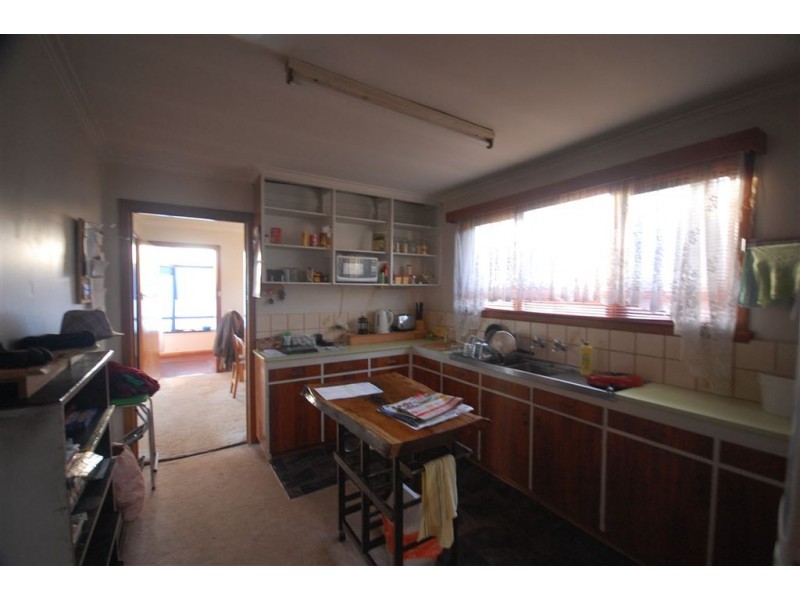 21 Quinn Street, Penguin TAS 7316