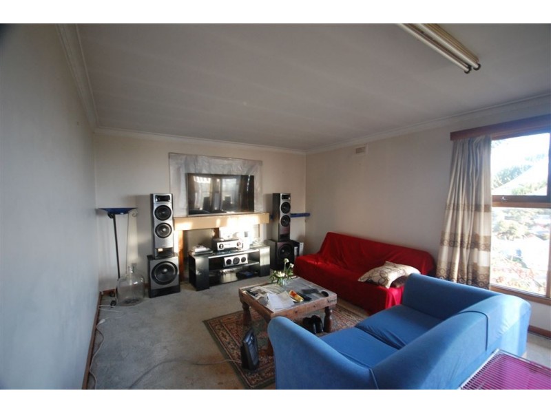 21 Quinn Street, Penguin TAS 7316