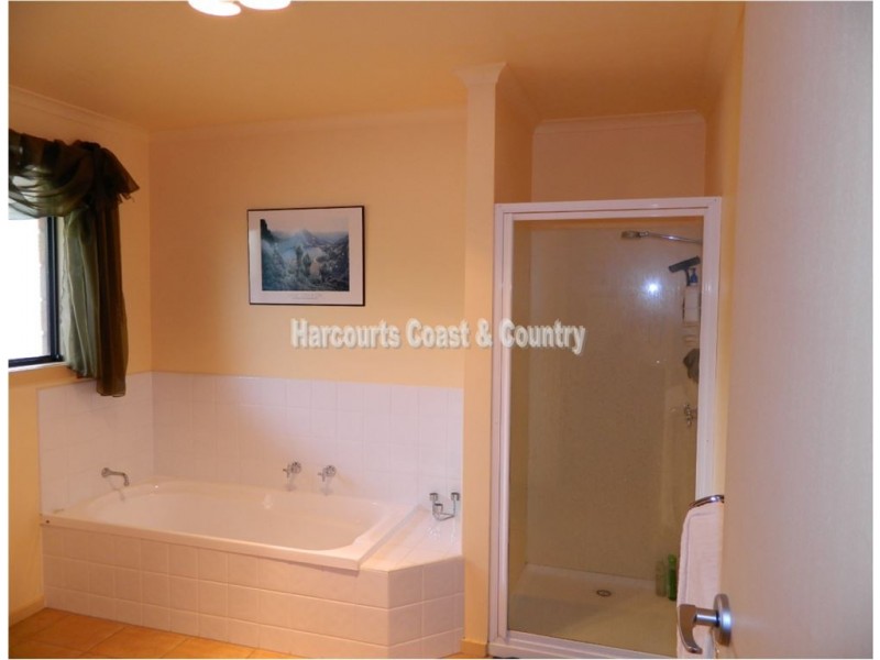 42 St Andrews Drive, Devonport TAS 7310