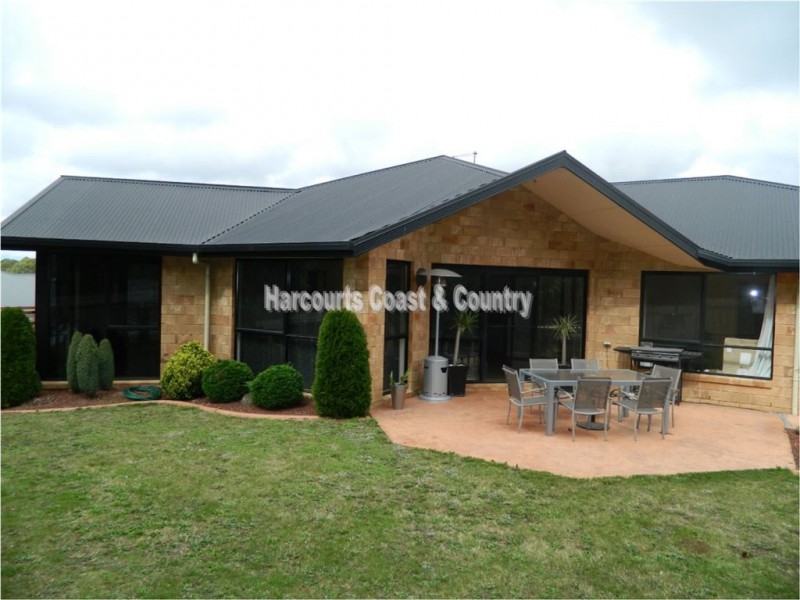 42 St Andrews Drive, Devonport TAS 7310