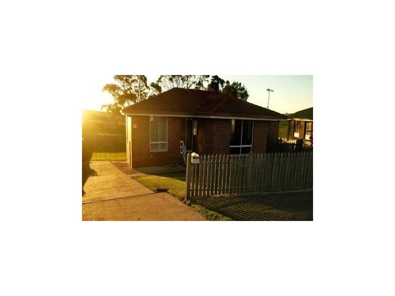 17 Banksia Crescent, East Devonport TAS 7310