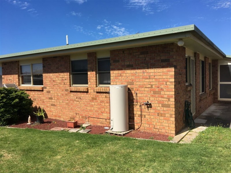 2/3 Riverside Avenue, Ulverstone TAS 7315