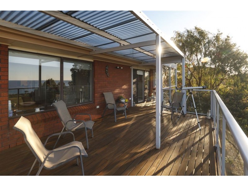 102 Upper Maud Street, West Ulverstone TAS 7315