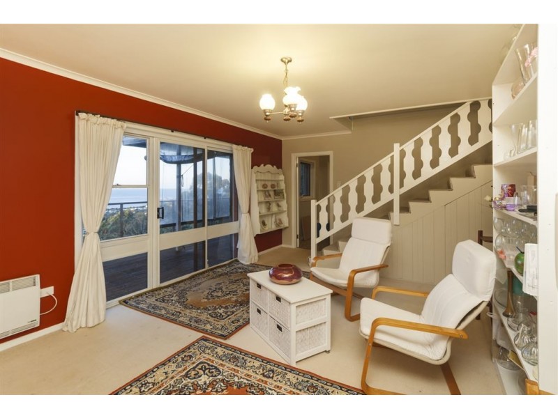 102 Upper Maud Street, West Ulverstone TAS 7315