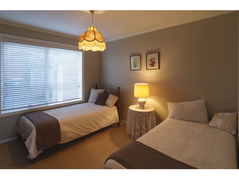 102 Upper Maud Street, West Ulverstone TAS 7315