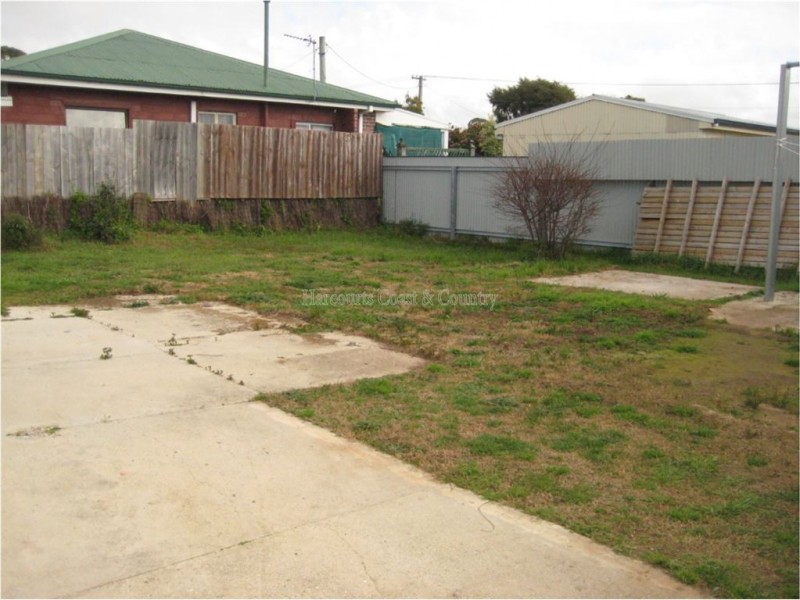 15 Maud Street, West Ulverstone TAS 7315