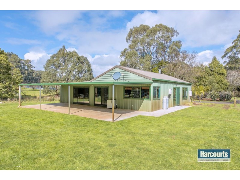 302 South Road, West Ulverstone TAS 7315