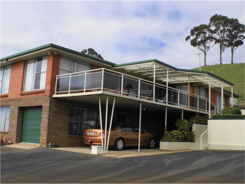 243 Penguin Road, West Ulverstone TAS 7315