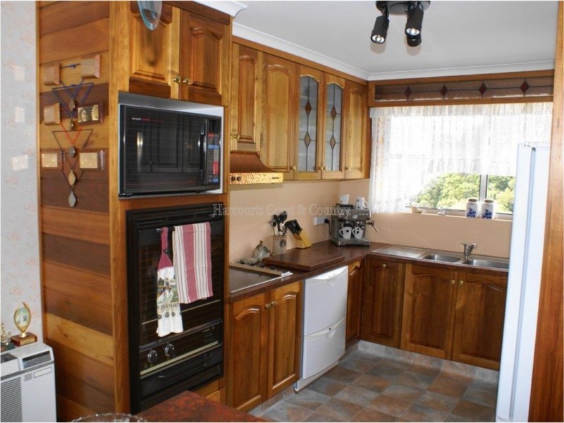 243 Penguin Road, West Ulverstone TAS 7315