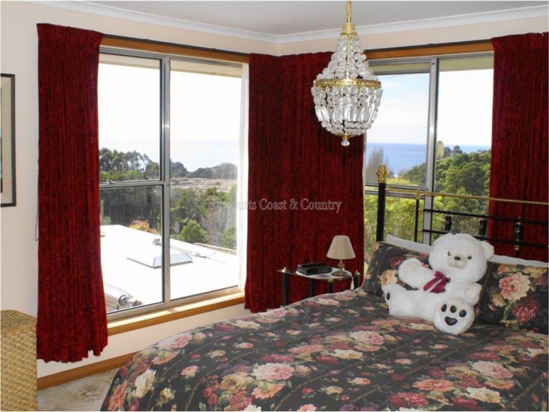 243 Penguin Road, West Ulverstone TAS 7315