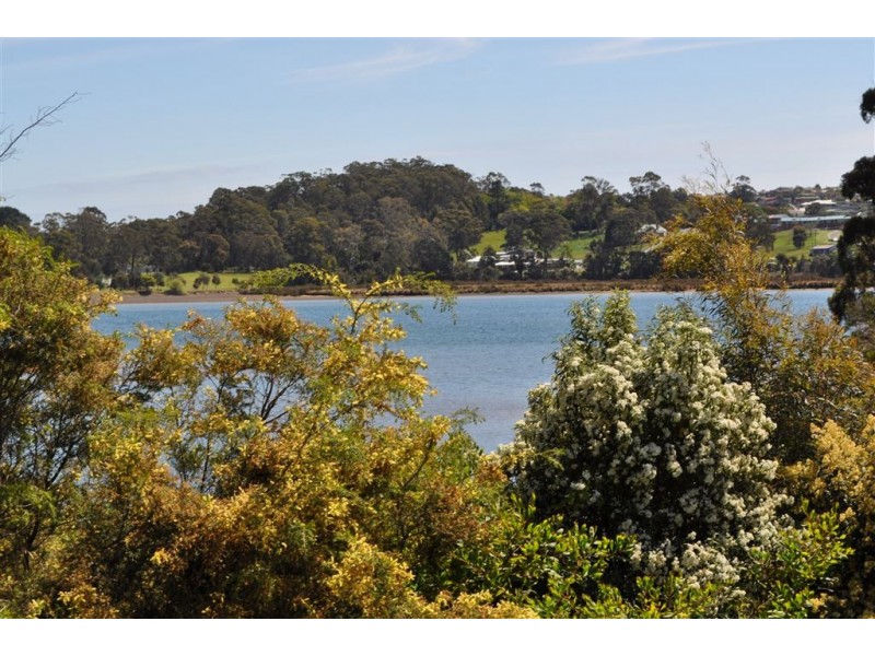 1/3 Riverside Avenue, Ulverstone TAS 7315
