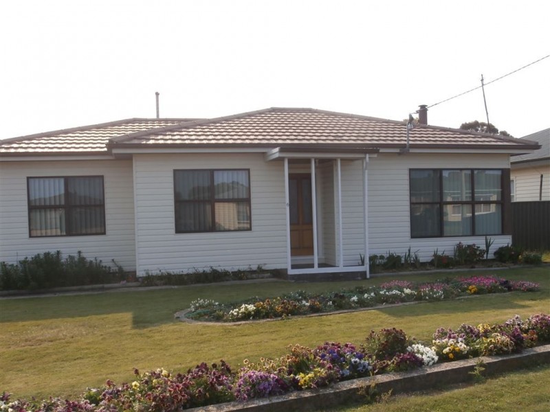 6 Amherst Street, West Ulverstone TAS 7315