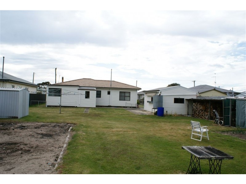 6 Amherst Street, West Ulverstone TAS 7315