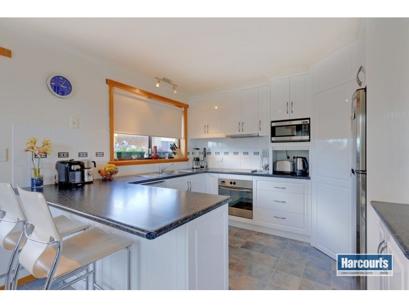 8 Ocean Drive, Ulverstone TAS 7315
