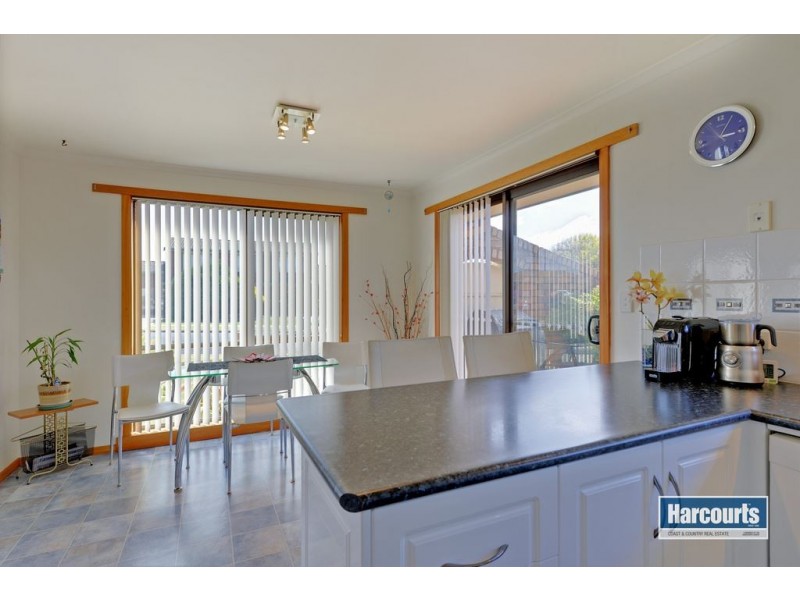 8 Ocean Drive, Ulverstone TAS 7315