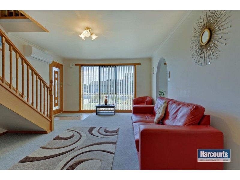 8 Ocean Drive, Ulverstone TAS 7315