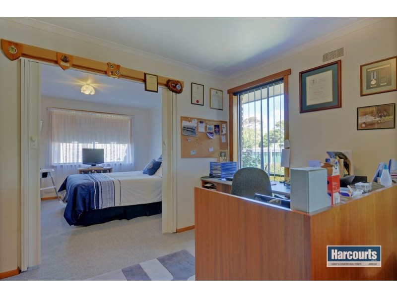 8 Ocean Drive, Ulverstone TAS 7315