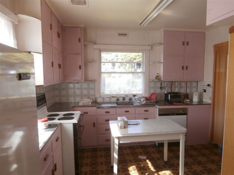 83 Leven Street, Ulverstone TAS 7315