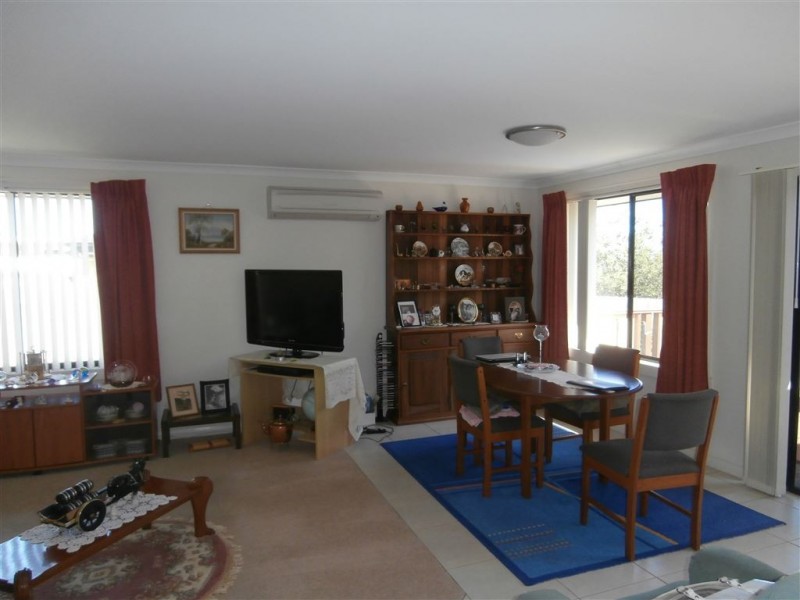 2/37 William Street, Ulverstone TAS 7315
