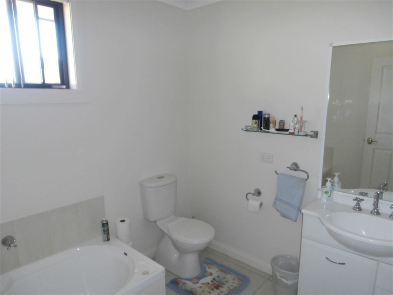 2/37 William Street, Ulverstone TAS 7315