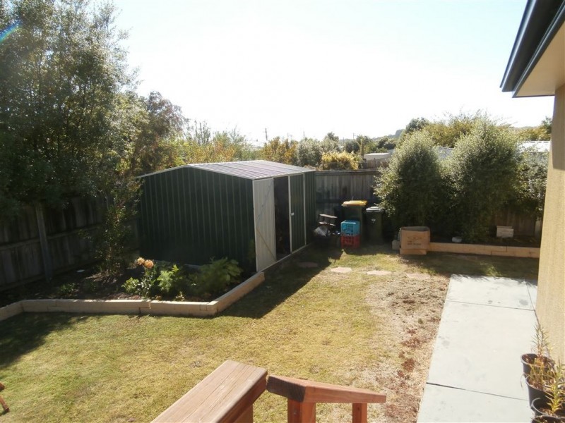 2/37 William Street, Ulverstone TAS 7315