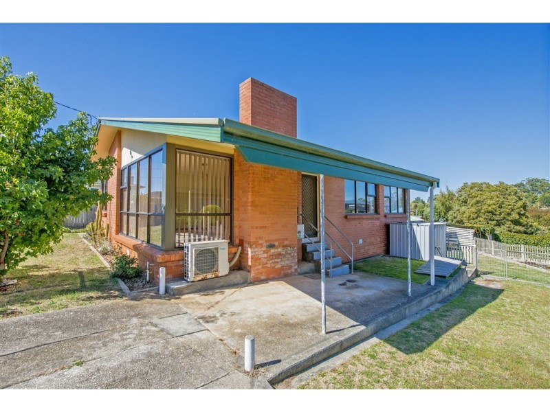 1 Lakin Street, West Ulverstone TAS 7315