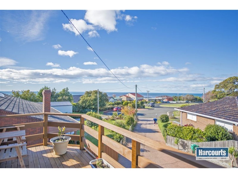 15 Highfield Crescent, West Ulverstone TAS 7315