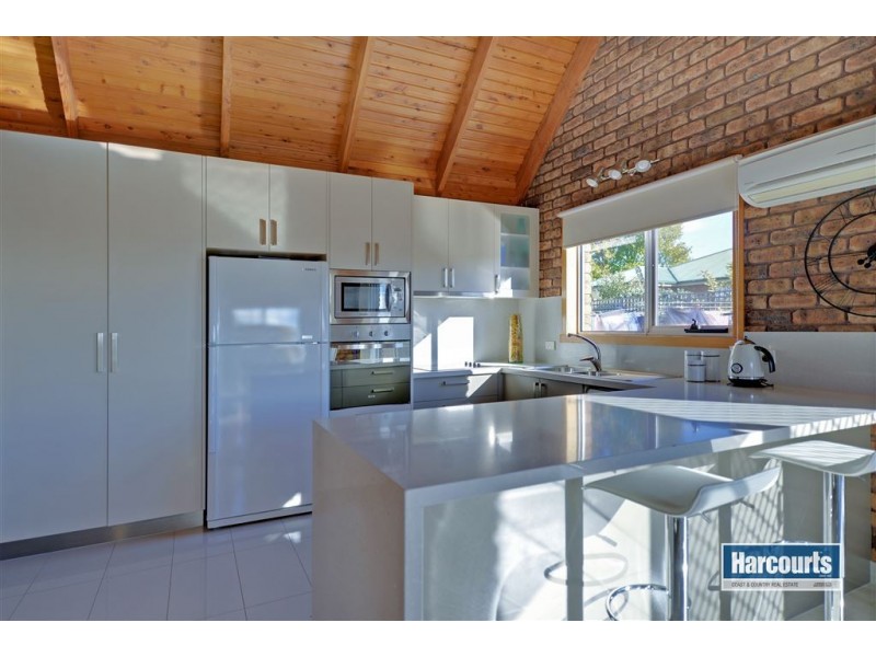 15 Highfield Crescent, West Ulverstone TAS 7315