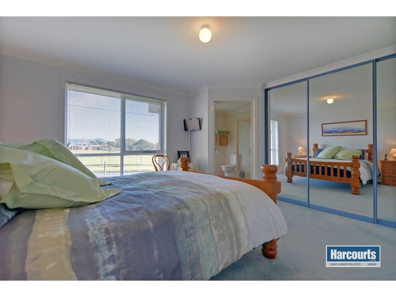 25 Richard Place, Ulverstone TAS 7315