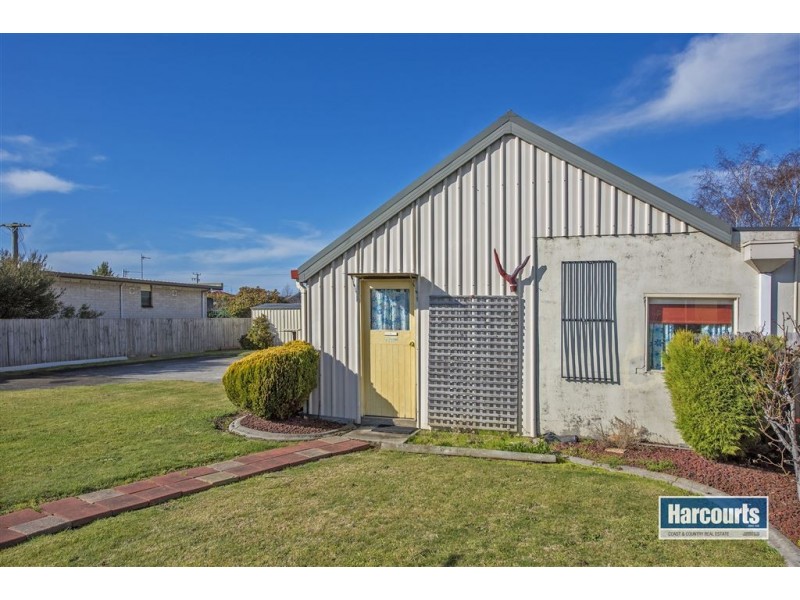 33 Lovett Street, Ulverstone TAS 7315