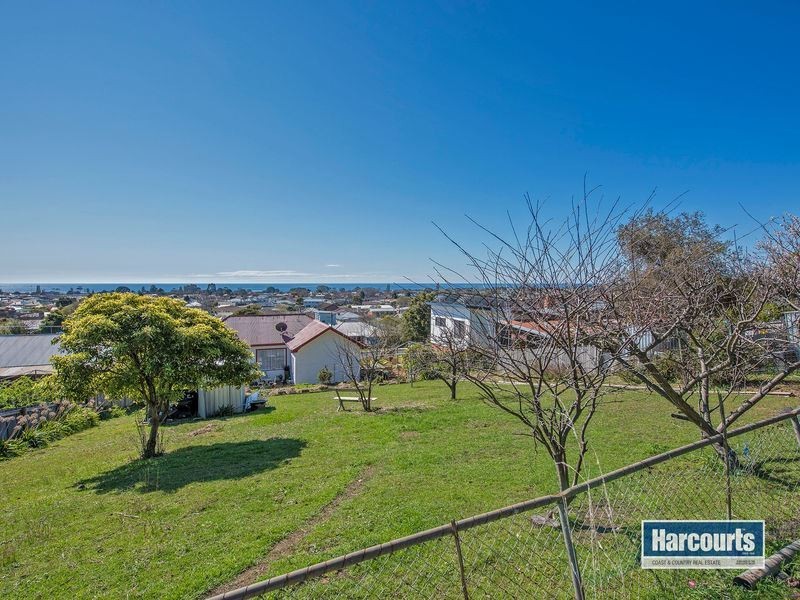 24 William Street, Ulverstone TAS 7315