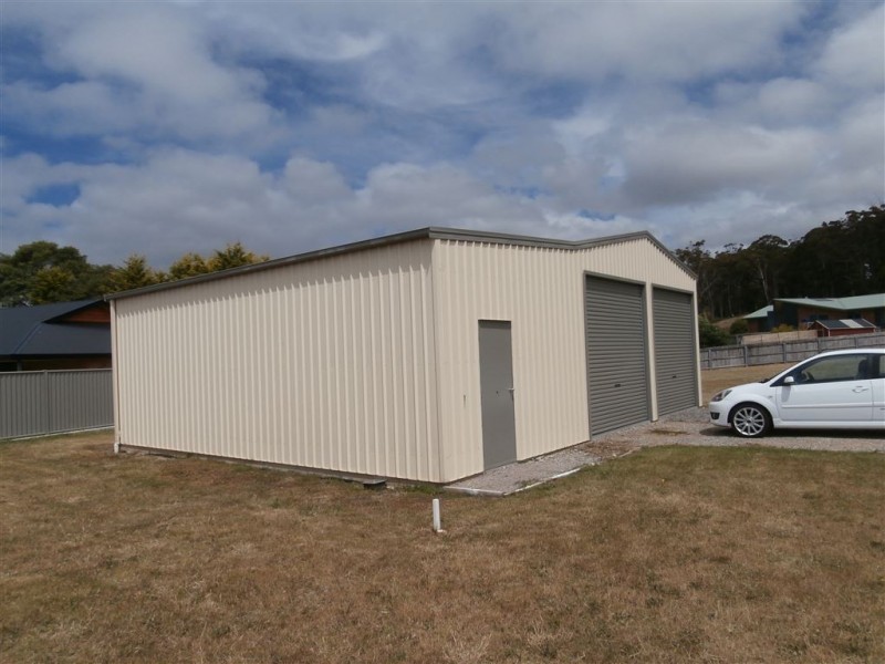 1 Charlene Court, Turners Beach TAS 7315