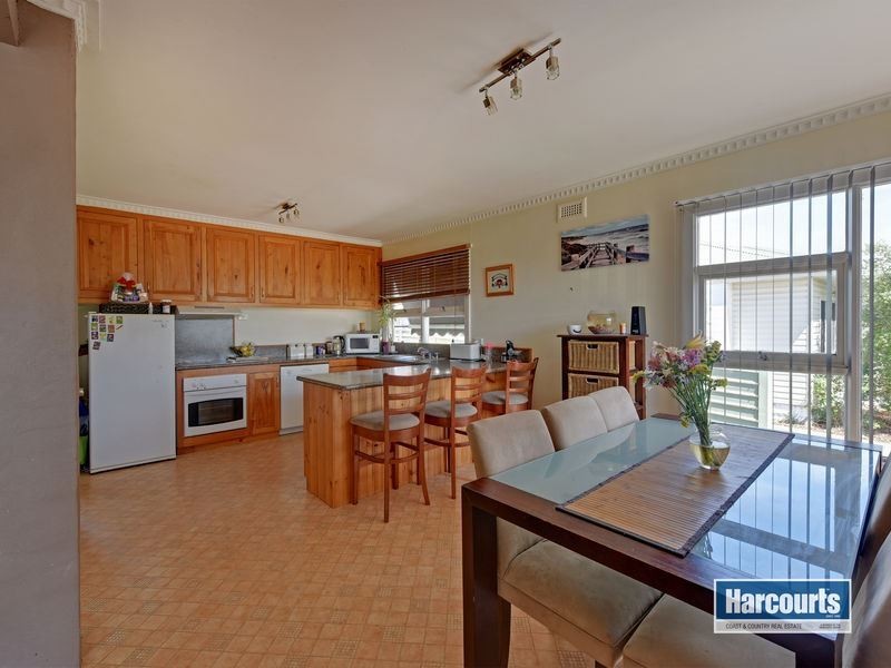 22 George Street, Ulverstone TAS 7315