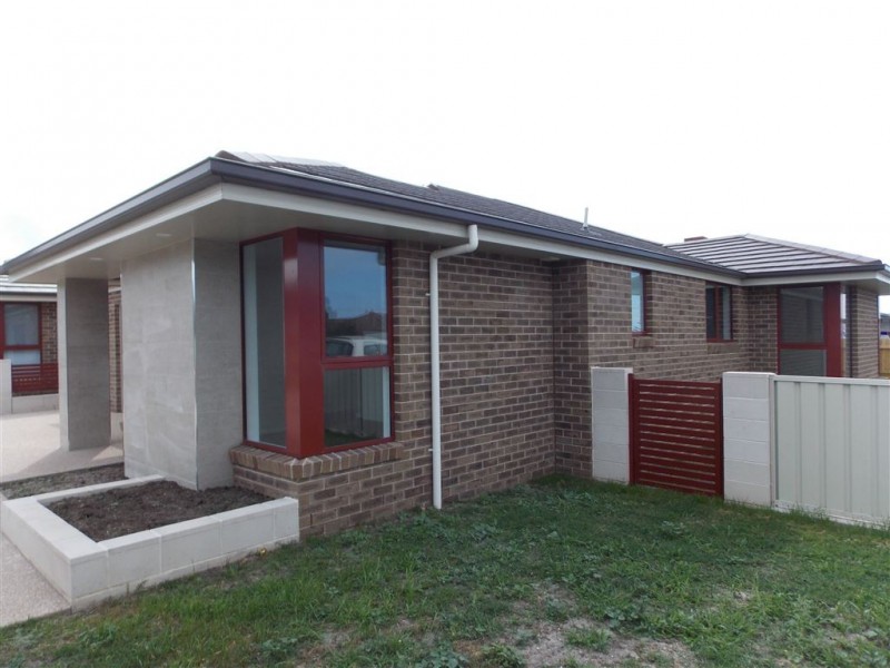1/2A Hayward Street, Penguin TAS 7316