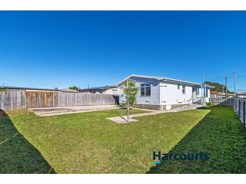 11 Mary Street, West Ulverstone TAS 7315