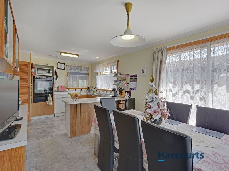27 Leighlands Avenue, Ulverstone TAS 7315