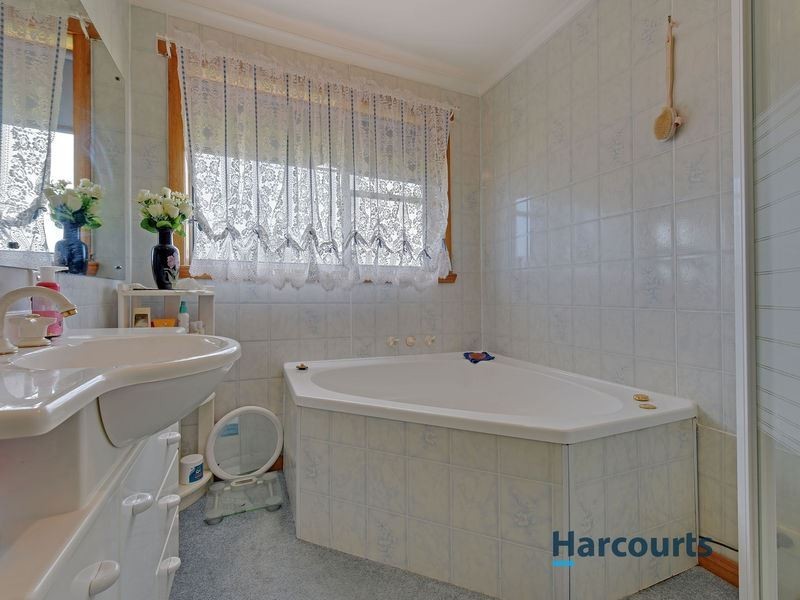 27 Leighlands Avenue, Ulverstone TAS 7315