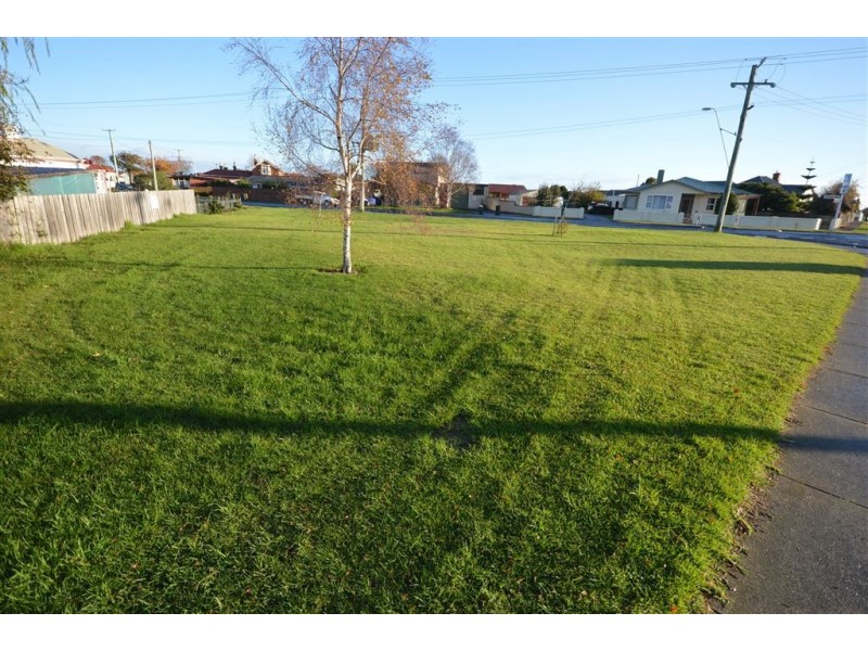 18 Eastland Drive, Ulverstone TAS 7315