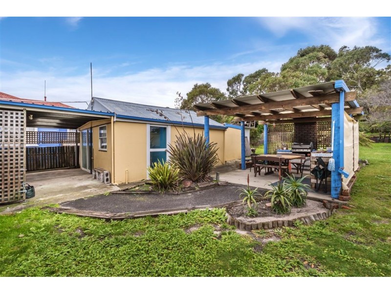 11 Alice Street, West Ulverstone TAS 7315
