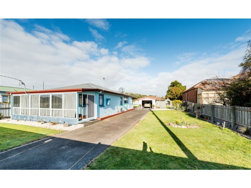 98 Main Street, Ulverstone TAS 7315