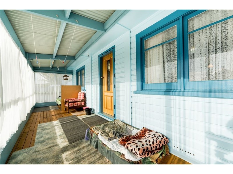 98 Main Street, Ulverstone TAS 7315