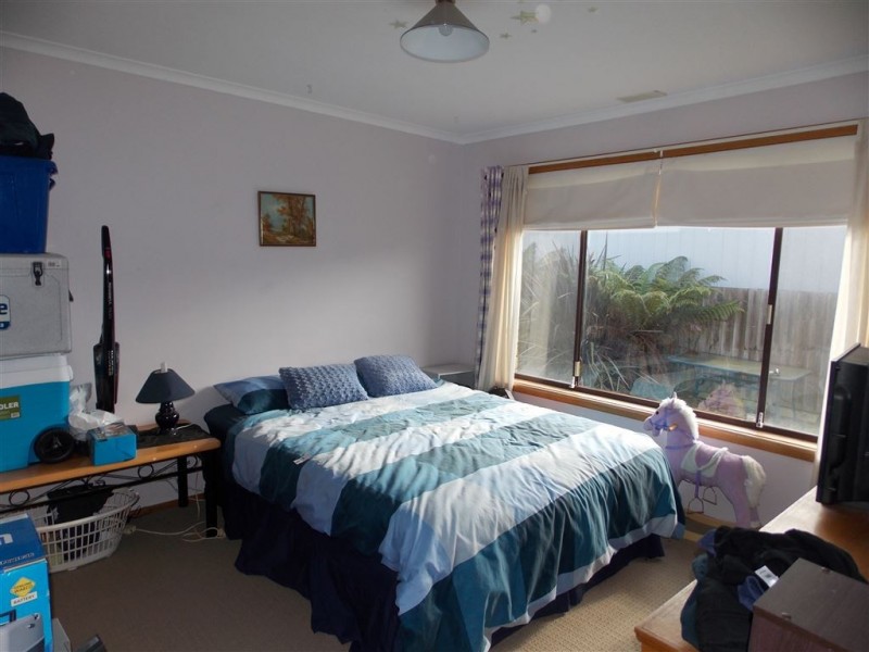2/14 Moore Street, West Ulverstone TAS 7315
