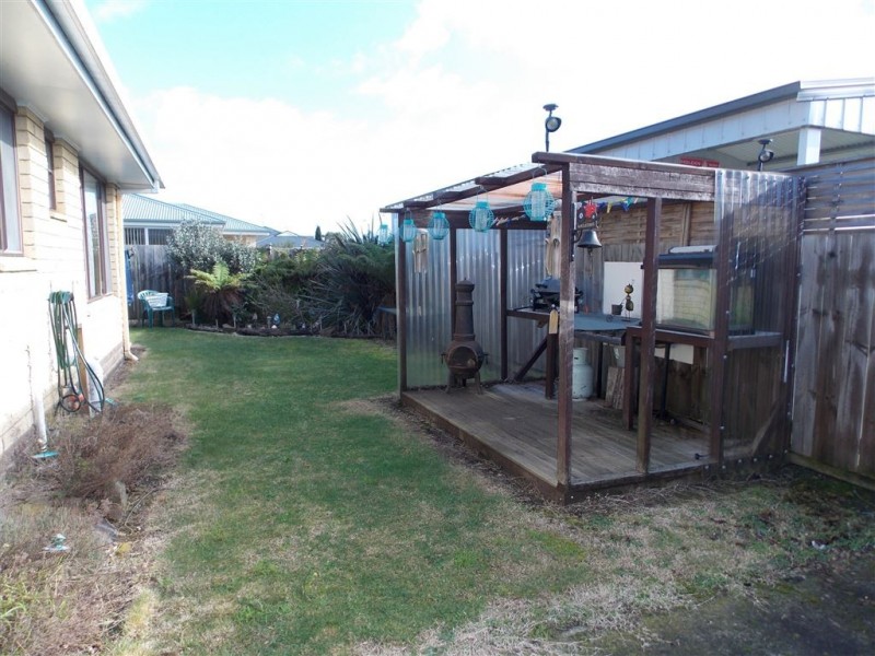 2/14 Moore Street, West Ulverstone TAS 7315