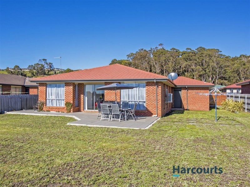 18 Jerling Street, West Ulverstone TAS 7315