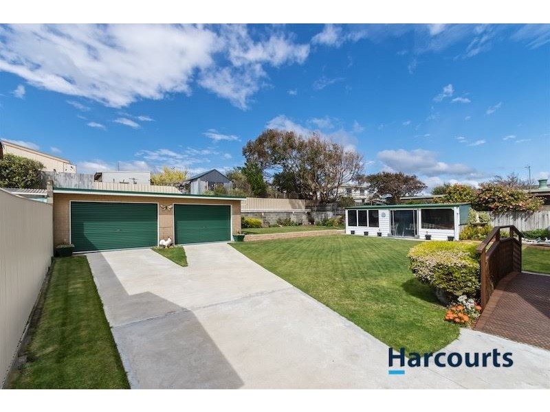16 Esplanade, Turners Beach TAS 7315