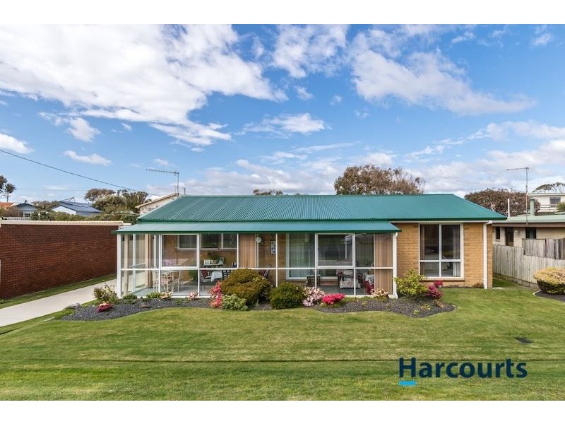 16 Esplanade, Turners Beach TAS 7315