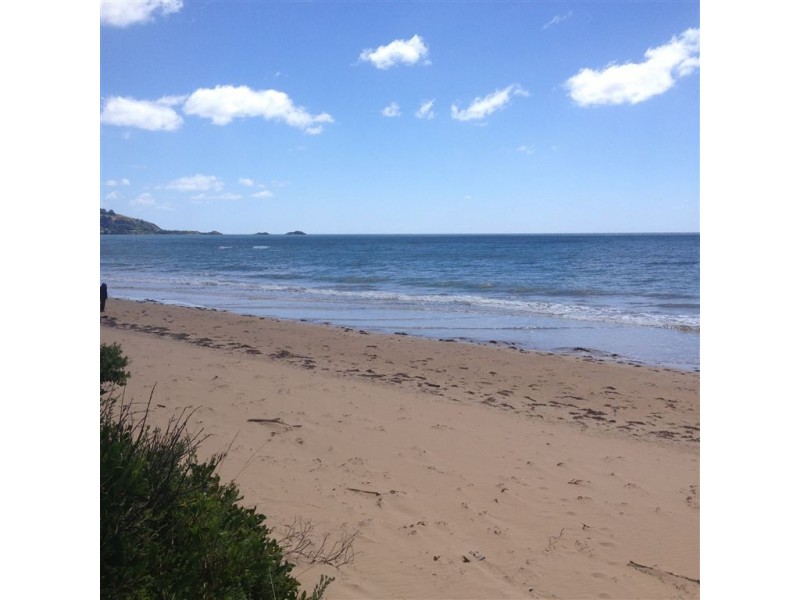 9 Penguin Road, West Ulverstone TAS 7315