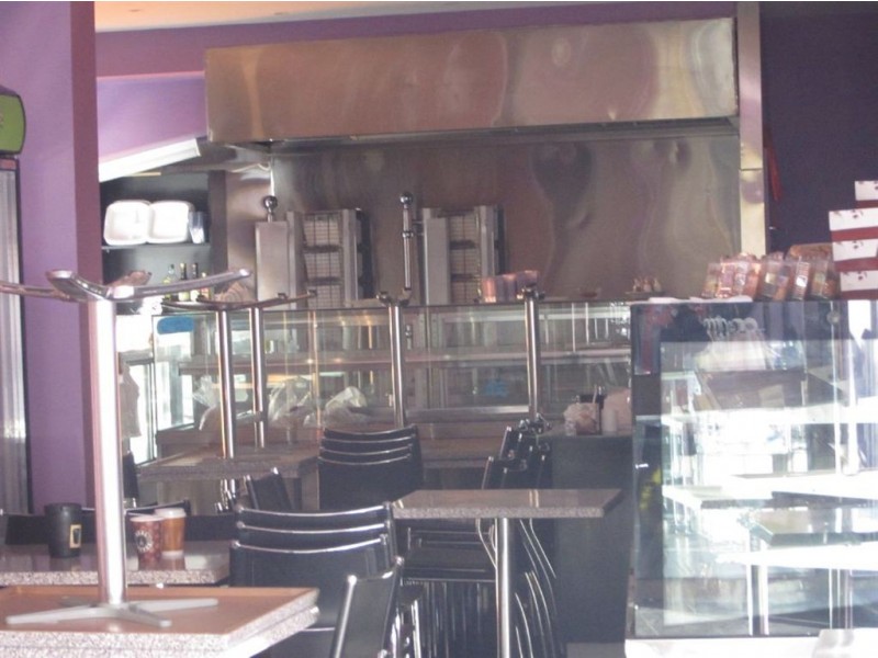 Cnr The Strand and Cook Street, Preston VIC 3072