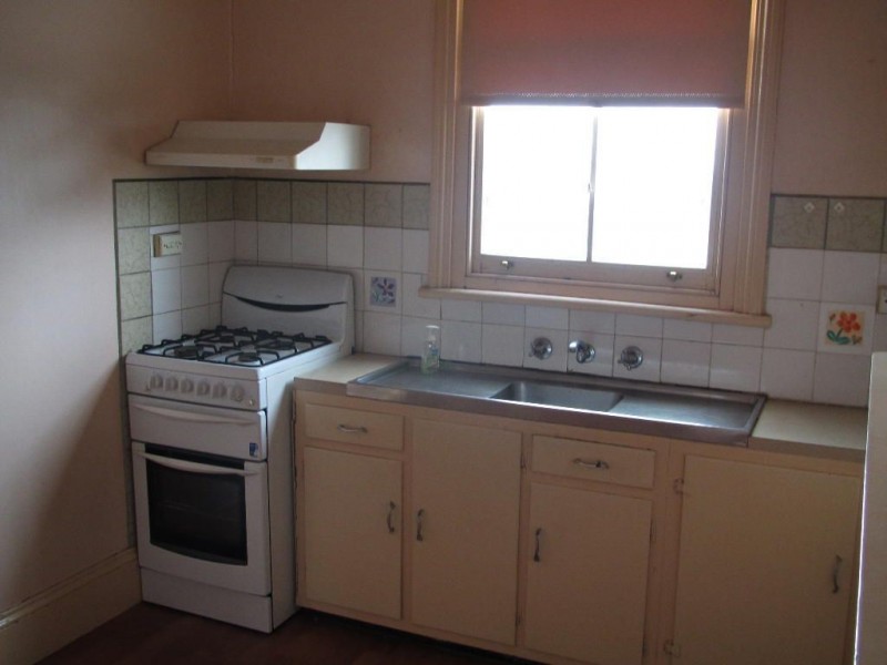 131 Plenty Road, Preston VIC 3072