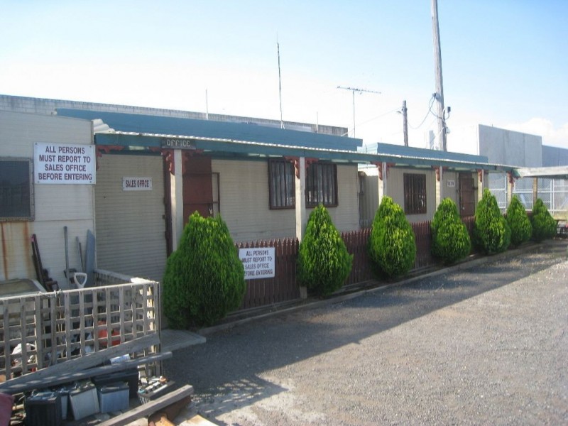 2 Gordon Avenue, Laverton VIC 3028